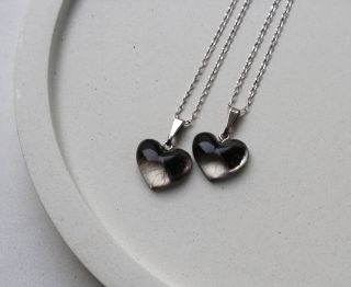 Vzpomínkové a memorial šperky ✨💍 To jsou ty, ze kterých si občas sednu na zadek, protože uchovávám VAŠE silné příběhy. A...